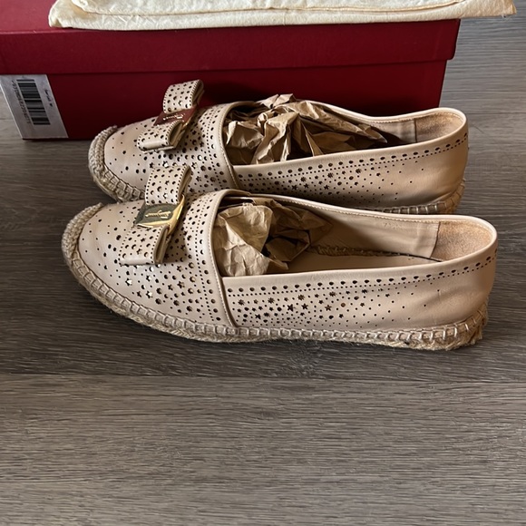 Salvatore Ferragamo Nude Leather Espadrilles with Box 7 - Picture 4 of 7